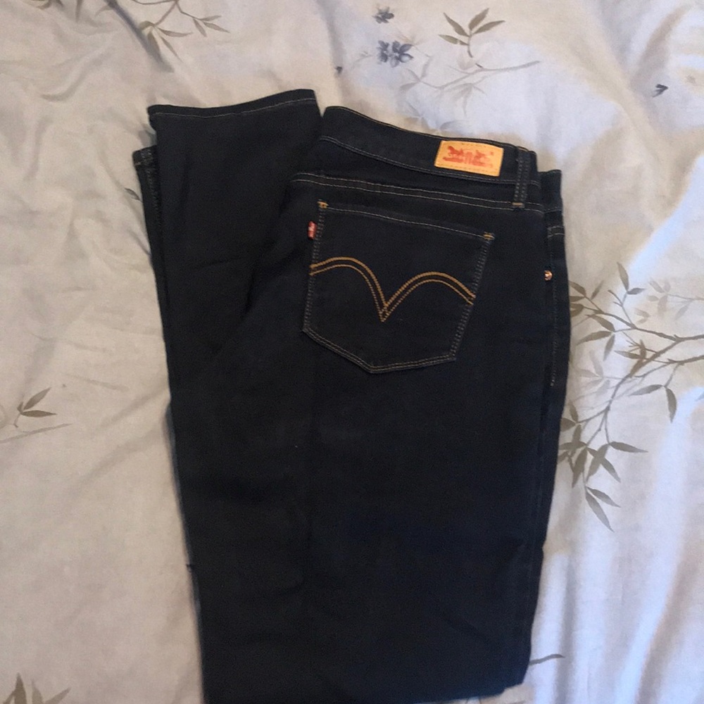 Levi skinny jeans